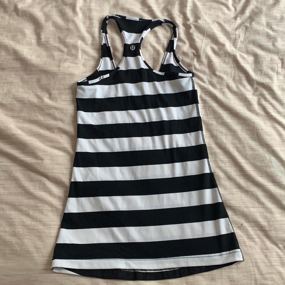 fitted lulu tank